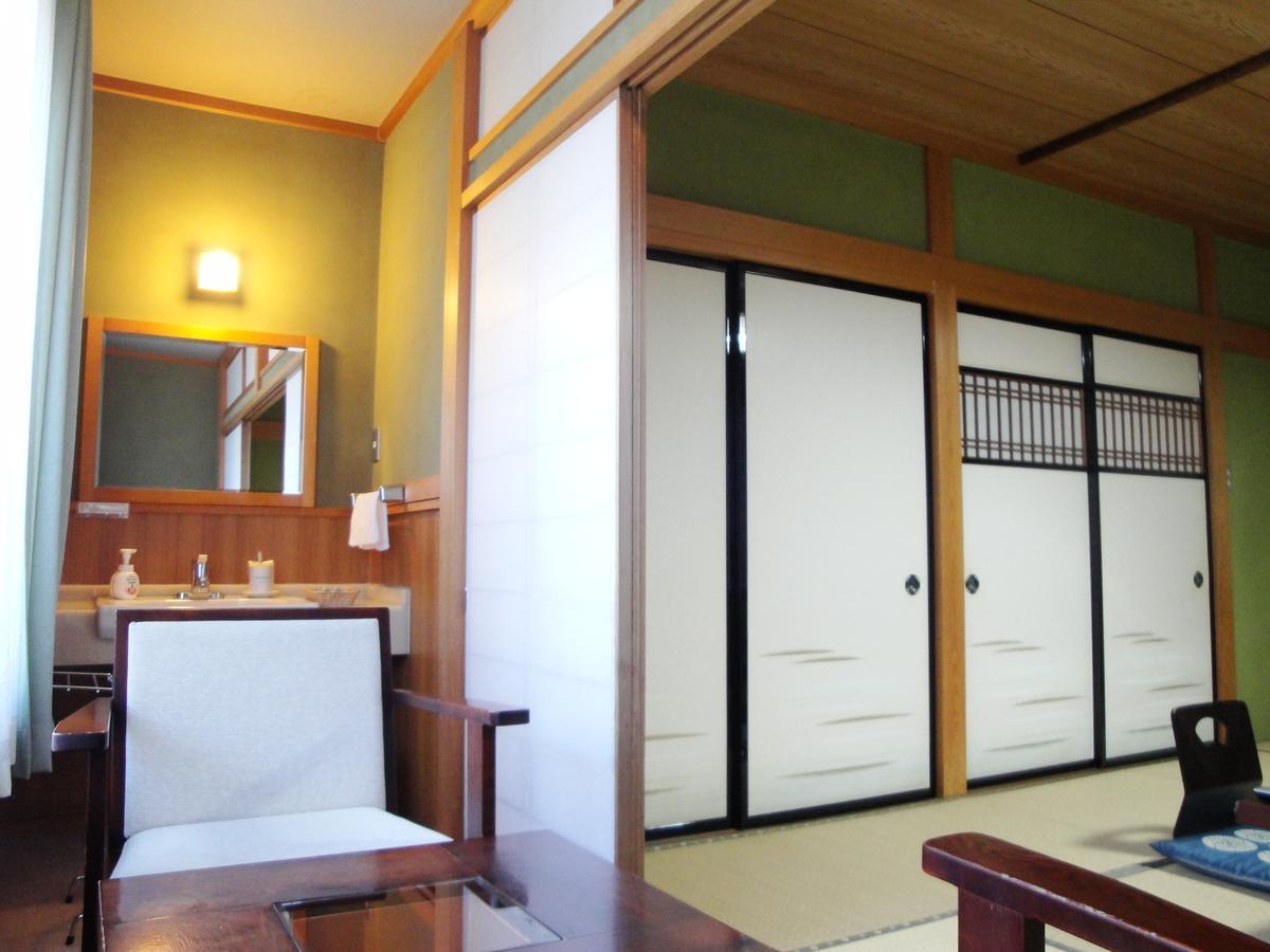 Hotel Aihokan Takayama  Zewnętrze zdjęcie